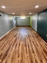 3 Bed,2 Bath,Finished Basement, Fenced Yard & Screened-In Patio!