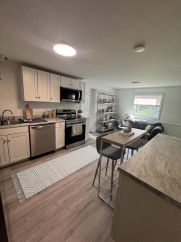 Newly Renovated 2BR Duplex in Shenandoah Farms Utilities & Internet Included!