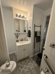 Newly Renovated 2BR Duplex in Shenandoah Farms Utilities & Internet Included!