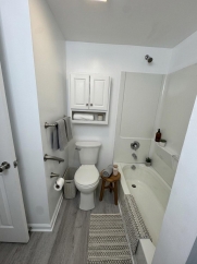 Newly Renovated 2BR Duplex in Shenandoah Farms Utilities & Internet Included!