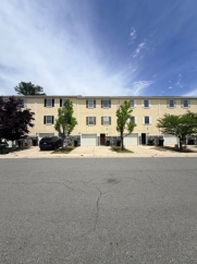 WFF - 20 Cochran Way Hollywood TH - UD STUDENT RENTAL
