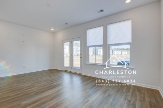 760 Trotters Ln # 95 - Available now!