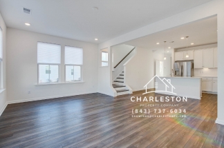 760 Trotters Ln # 95 - Available now!