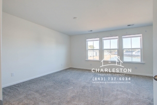 760 Trotters Ln # 95 - Available now!