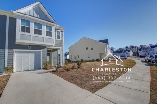 760 Trotters Ln # 95 - Available now!