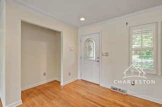 853 Fred St - Available Now!