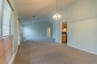 Ranch home in a great location!
