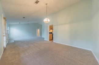 Ranch home in a great location!