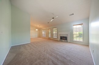 Ranch home in a great location!