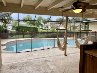 Center Gate 3-bed/ 2-bath Sarasota Pool Home For Rent