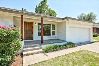 Amazing Gorgeous Home In The Village!!!