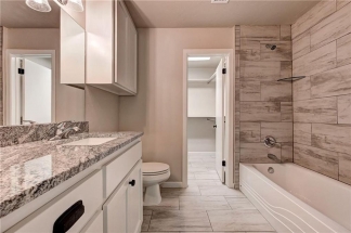 Amazing Gorgeous Home In The Village!!!