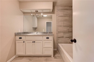 Amazing Gorgeous Home In The Village!!!