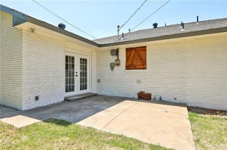 Amazing Gorgeous Home In The Village!!!