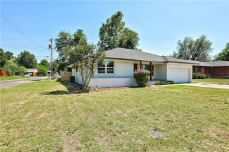 Amazing Gorgeous Home In The Village!!!