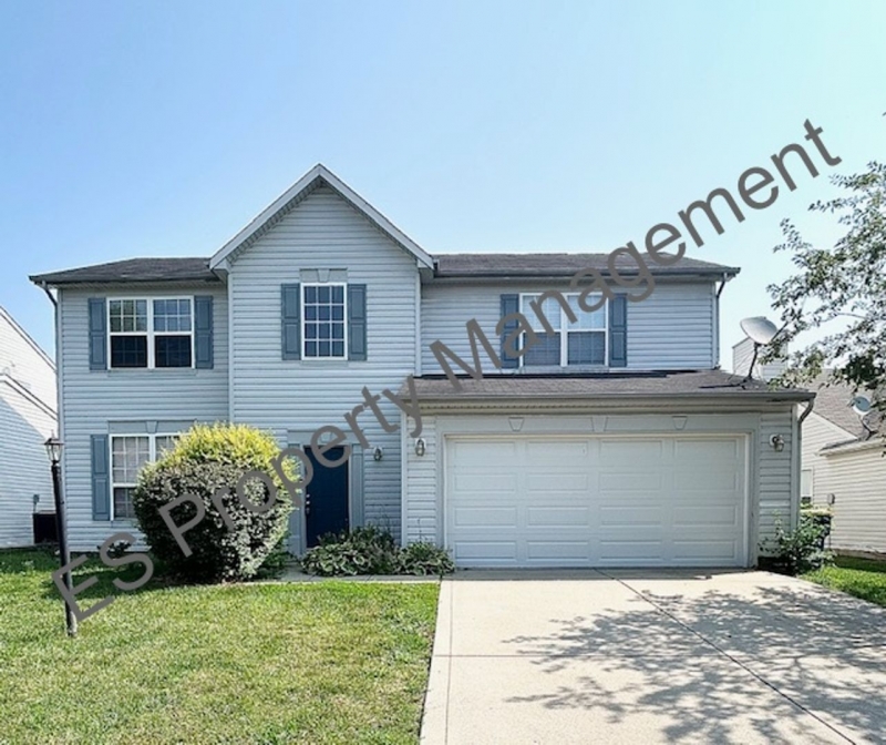 Great 4 Bedroom 2.5 Bathroom Two Story Home in Pike! - Photo 1