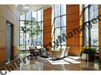 Luxury 2BR/1.5BA Condo in River North