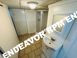 1BED/1.5 Bath Available Now!!!!