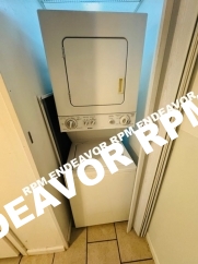 1BED/1.5 Bath Available Now!!!!