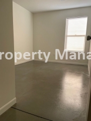 3 Bedroom 2 bath Duplex with Garage Near WSU