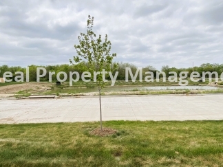 3 BEDROOM  2 BATH DUPLEX Belaire