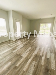 3 BEDROOM  2 BATH DUPLEX Belaire