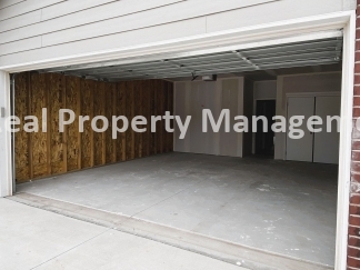 3 BEDROOM  2 BATH DUPLEX Belaire