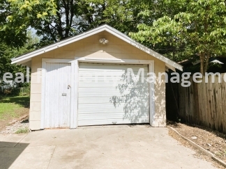 Nice Home in Mid Town