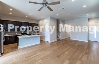3108 E 51st St #701 - R15 - Purple Team