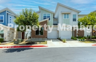 3108 E 51st St #701 - R15 - Purple Team