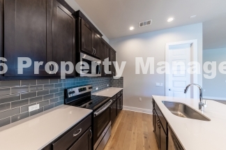 3108 E 51st St #701 - R15 - Purple Team