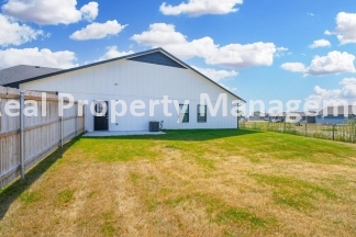 3 bedroom 2 bath Townhome  - Haysville Schools