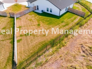 3 bedroom 2 bath Townhome  - Haysville Schools