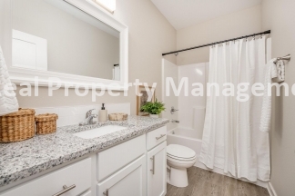 3 bedroom 2 bath Townhome  - Flexible Leasing offered leases ending May , June , or July