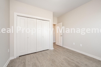 3 bedroom 2 bath Townhome  - Flexible Leasing offered leases ending May , June , or July