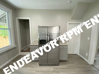 3Bed/1Bath Single Family Home !! In Lemay!!!