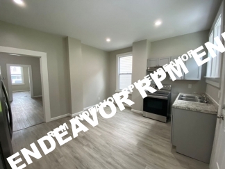3Bed/1Bath Single Family Home !! In Lemay!!!