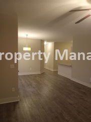Gorgeous Duplex - Close to McConnell Air Force Base