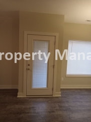 Gorgeous Duplex - Close to McConnell Air Force Base