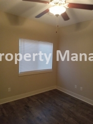 Gorgeous Duplex - Close to McConnell Air Force Base