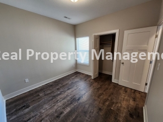 Gorgeous Duplex - Close to McConnell Air Force Base
