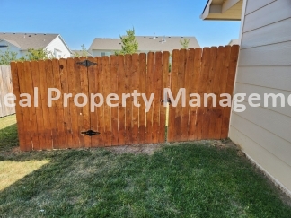Gorgeous Duplex - Close to McConnell Air Force Base