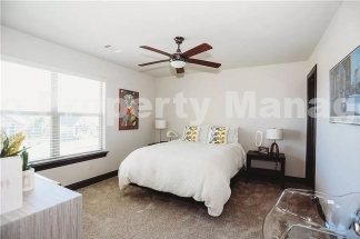 Stylish Bentonville Home (Community Amenities!)