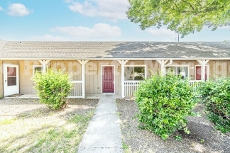 Cozy 2-Bedroom, 1-Bathroom Fourplex in Rogers, AR