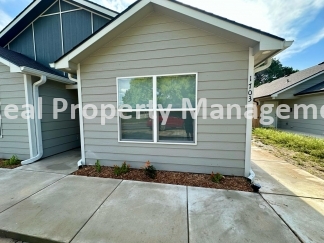 4 Bedroom 2 Bath Duplex - Built 2023 Accepting Sec 8