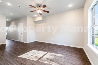 Townhome in cul de sac