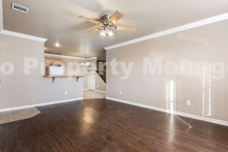 Charming 3BR, 2.5BA Rental Home with Modern Amenities, 1,413 Sq Ft, and Proximity to Mt. Sequoyah Trails! Your Dream Home Awaits in Fayetteville.