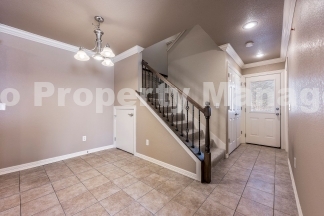 Charming 3BR, 2.5BA Rental Home with Modern Amenities, 1,413 Sq Ft, and Proximity to Mt. Sequoyah Trails! Your Dream Home Awaits in Fayetteville.