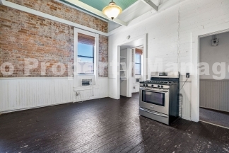 Historic 2-Bed, 2-Bath Apartment in Downtown Springdal