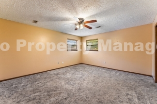 Charming 3-Bedroom Bentonville Rental: Pet-Friendly Oasis with Fenced Yard!